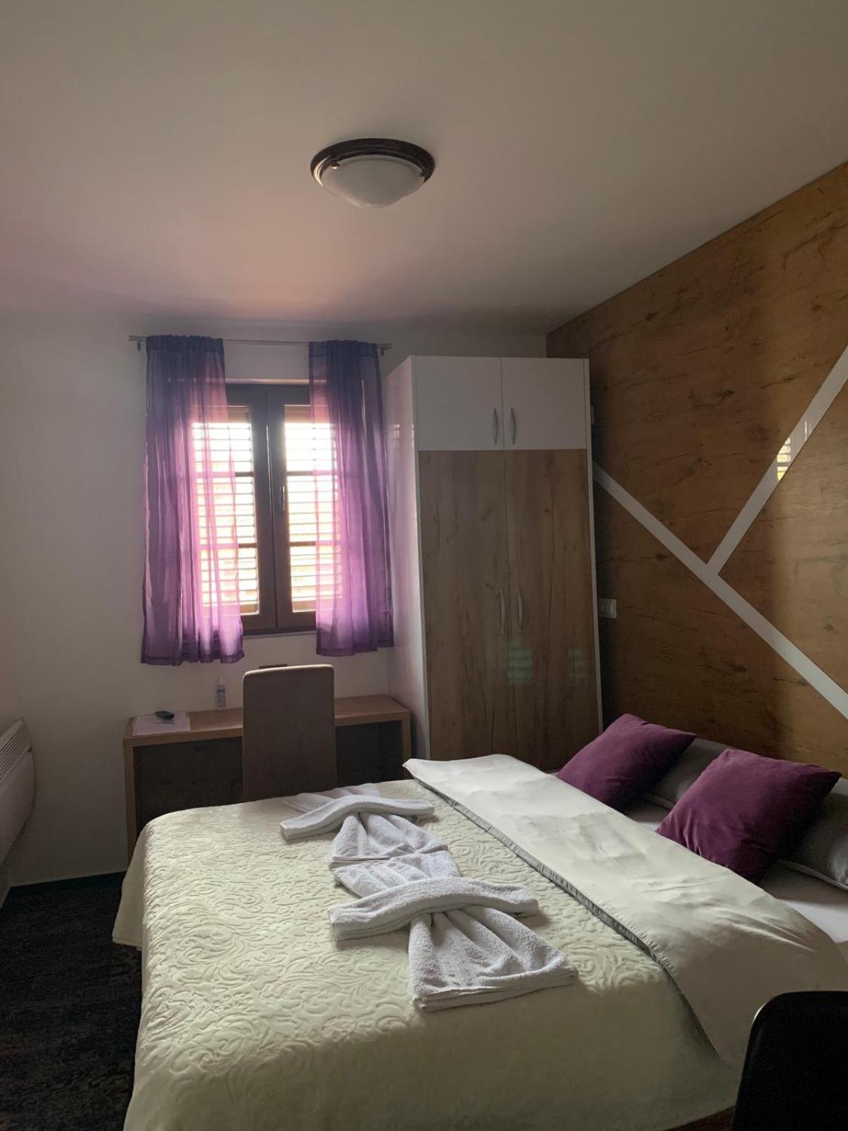 Tilia Hotell Cetinje Rom bilde