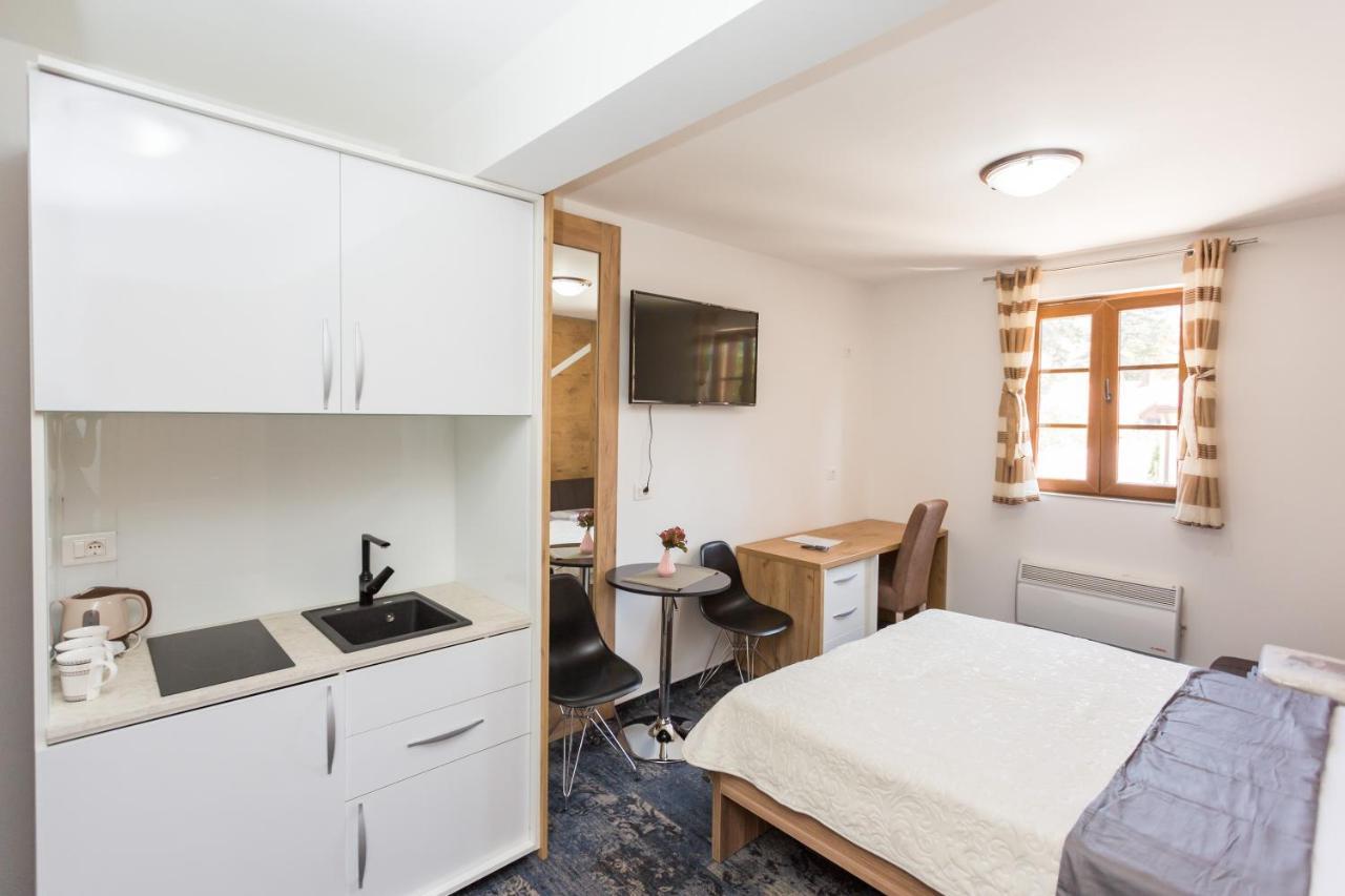 Tilia Hotell Cetinje Eksteriør bilde